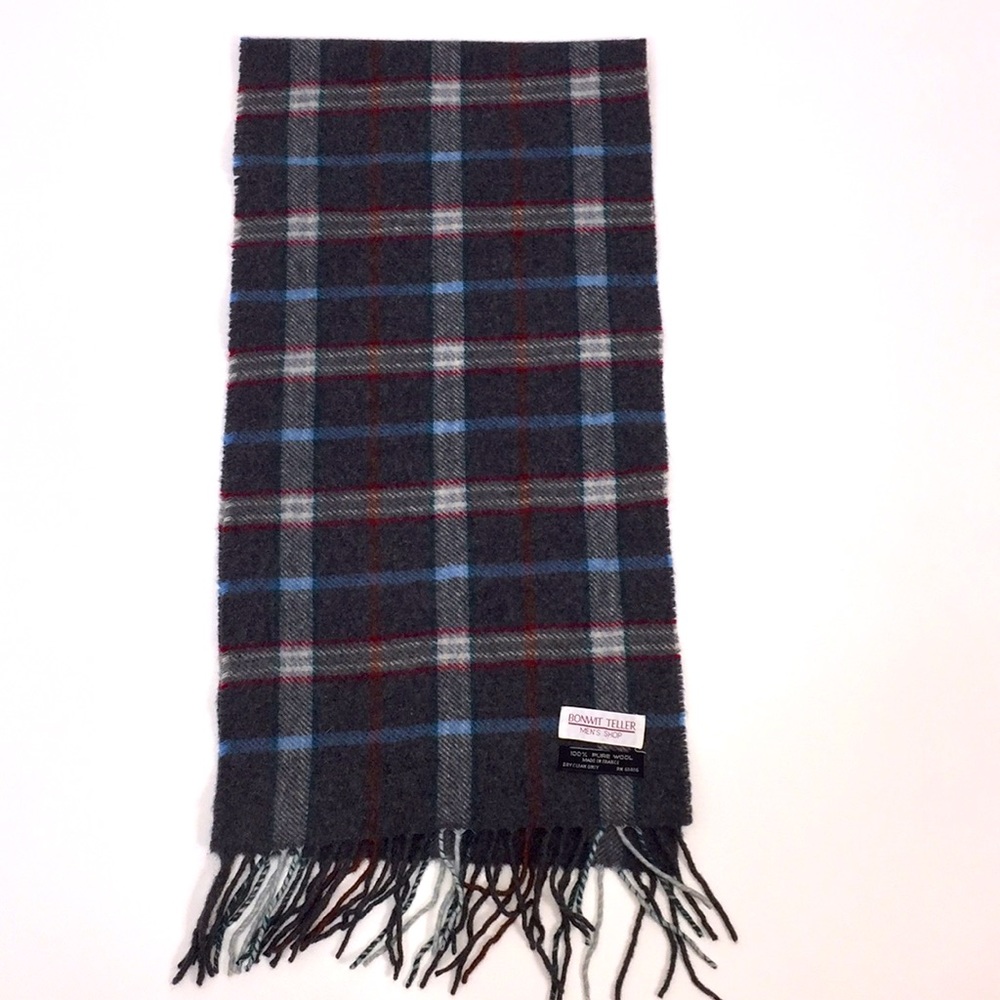Bonwit Teller scarf OS